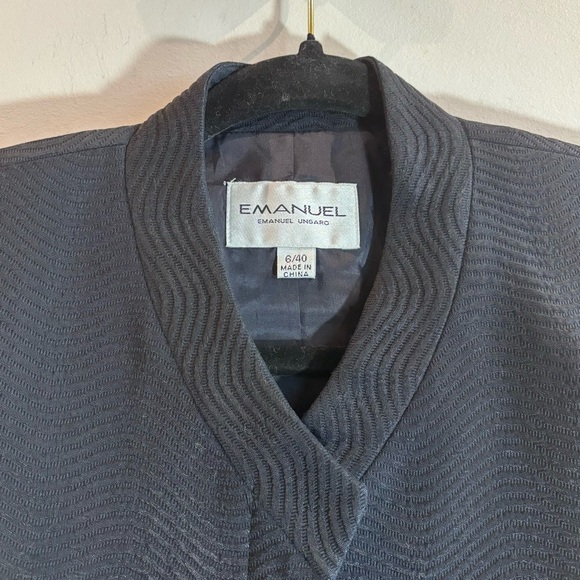 EMANUEL UNGARO Sz 6 Textured Pattern Lined Longer Line Smooth Lapel Blazer - Picture 5 of 10
